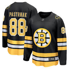 Bruins Pastrnak BLK