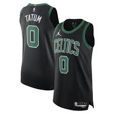 Celtics Tatum BLK